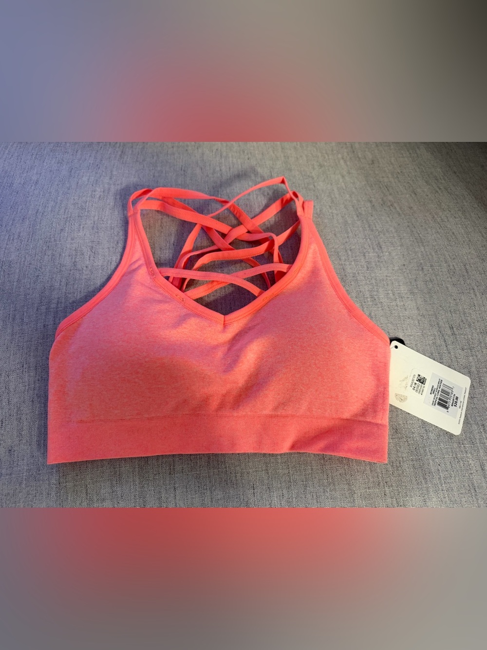 Reebok Seamless Front Interest Sports Bra - Small - NWT - Tropical Heather Coral